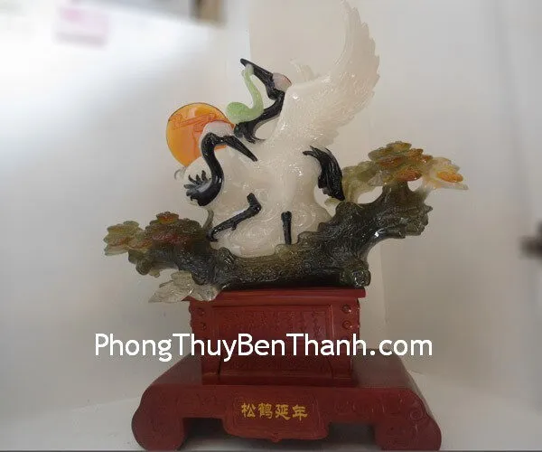 Biểu tượng cho sự trường thọ của ông bà chủ gia đình: Một đôi hạc