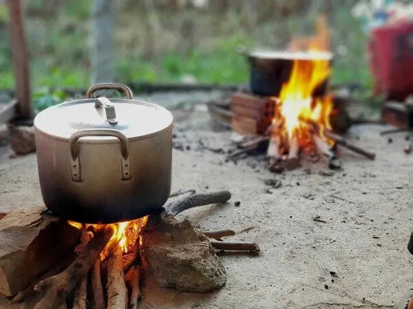 Dọn về nhà mới mang gì vào trước? Những điều cần biết khi về